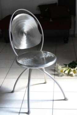 Stuhl Penny aus Edelstahl mit  Edelstahlsitzfläche